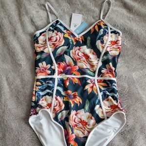 NWT Cupshe Swimsuit
